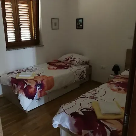 Marse Villa